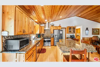 416 Mountainaire Ln, Big Bear Lake, CA 92315 - Photo 15