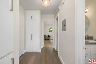 827 Bay St #5, Santa Monica, CA 90405 - Photo 13