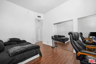 12001 Goshen Ave, Los Angeles, CA 90049 - Photo 11