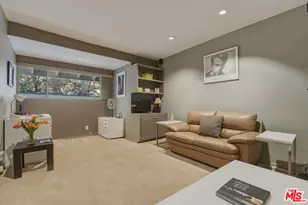 3553 Summerfield Dr, Sherman Oaks, CA 91423 - Photo 19