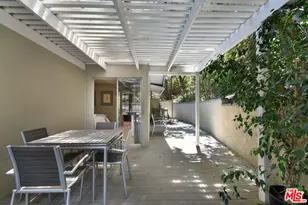 3553 Summerfield Dr, Sherman Oaks, CA 91423 - Photo 23