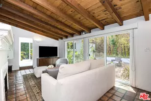 12304 Addison St, Los Angeles, CA 91607 - Photo 35