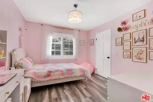 24550 Gardenstone Ln, Los Angeles, CA 91307 - Photo 27