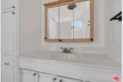 13217 Venice Blvd, Los Angeles, CA 90066 - Photo 19