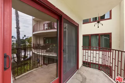 3407 Huxley St #29, Los Angeles, CA 90027 - Photo 13