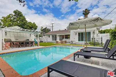 12836 Waddell St, Valley Village, CA 91607 - Photo 29