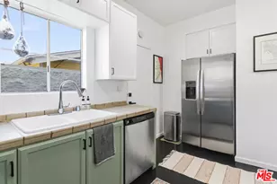 856 W Beach Ave, Inglewood, CA 90302 - Photo 17