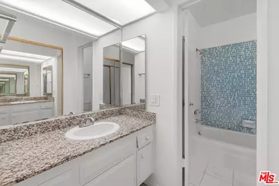 1300 Midvale Ave #408, Los Angeles, CA 90024 - Photo 27