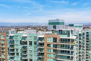 13600 Marina Pointe Dr, Marina del Rey, CA 90292 - Photo 23