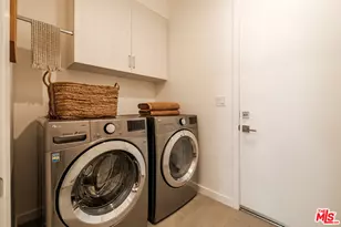14113 W Monroe Pl, Van Nuys, CA 91405 - Photo 49