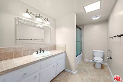 6217 Randi Ave, Woodland Hills, CA 91367 - Photo 19