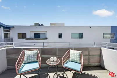 1700 Sawtelle Blvd #Ph8, Los Angeles, CA 90025 - Photo 23
