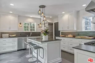 560 S Bronson Ave, Los Angeles, CA 90020 - Photo 21
