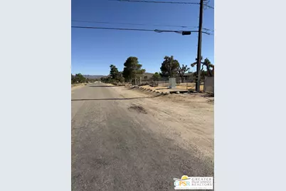 4647 Camarilla Ave, Yucca Valley, CA 92284 - Photo 43