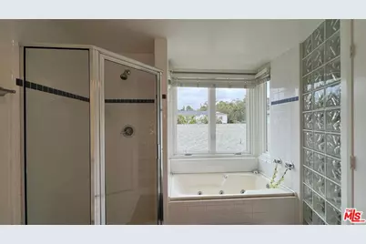 807 21st St #3, Santa Monica, CA 90403 - Photo 39