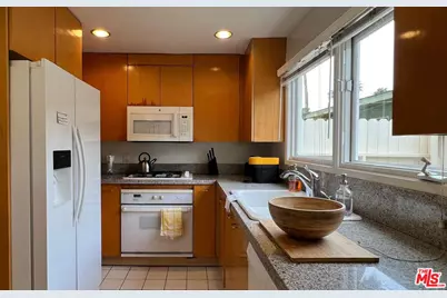 807 21st St #3, Santa Monica, CA 90403 - Photo 13