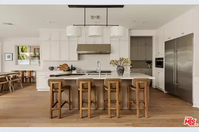 8024 Stewart Ave, Los Angeles, CA 90045 - Photo 7