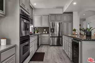928 Harbor Crossing Ln, Los Angeles, CA 90292 - Photo 19
