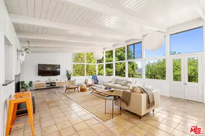19783 Valley View Dr, Topanga, CA 90290 - Photo 3