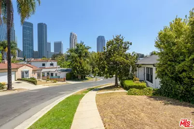 10328 Louisiana Ave, Los Angeles, CA 90025 - Photo 1