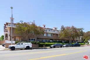200 S Madison Ave, Pasadena, CA 91101 - Photo 13