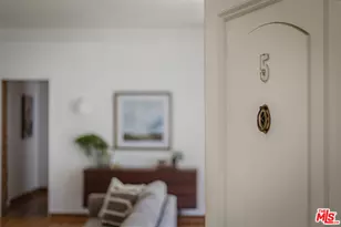 1143 S Westmoreland Ave, Los Angeles, CA 90006 - Photo 13