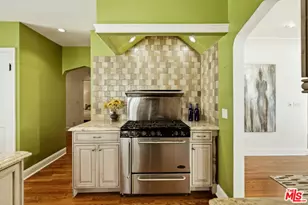 1174 Masselin Ave, Los Angeles, CA 90019 - Photo 19
