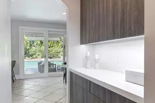 4131 Troost Ave, Studio City, CA 91604 - Photo 13