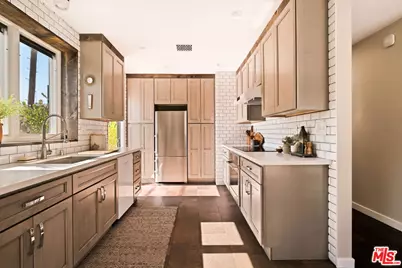 10371 Mississippi Ave, Los Angeles, CA 90025 - Photo 13
