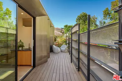10519 Oaklawn Rd, Los Angeles, CA 90064 - Photo 15