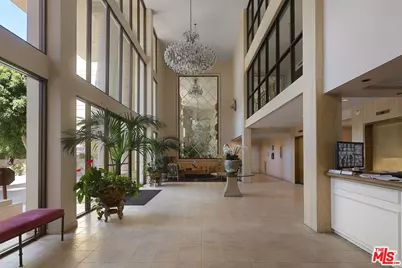 4949 Genesta Ave #111, Los Angeles, CA 91316 - Photo 3