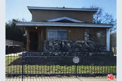 9111 S Baring Cross St, Los Angeles, CA 90044 - Photo 1