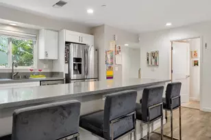 14321 Irma Wy, Los Angeles, CA 91405 - Photo 3