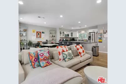 14321 Irma Way, Los Angeles, CA 91405 - Photo 17