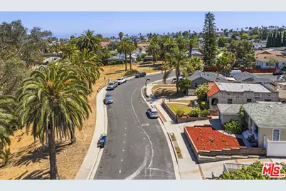 719 N Cabrillo Ave, Los Angeles, CA 90731 - Photo 55