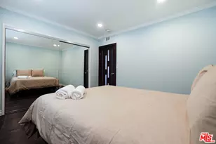 7796 Skyhill Dr, Los Angeles, CA 90068 - Photo 21