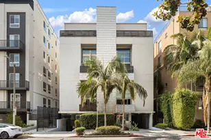 7062 Hawthorn Ave, Los Angeles, CA 90028 - Photo 5