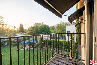 1601 Ard Eevin Ave, Glendale, CA 91202 - Photo 21