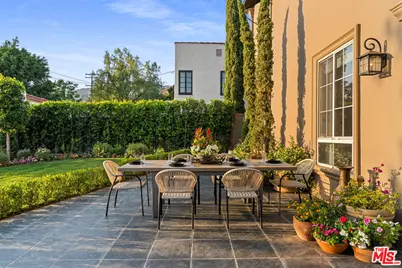 1601 Ard Eevin Ave, Glendale, CA 91202 - Photo 35
