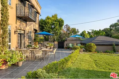 1601 Ard Eevin Ave, Glendale, CA 91202 - Photo 37