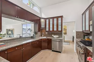 8715 Sunset Plaza Terrace, Los Angeles, CA 90069 - Photo 9
