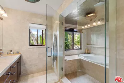 27409 Pacific Coast Hwy, Malibu, CA 90265 - Photo 23