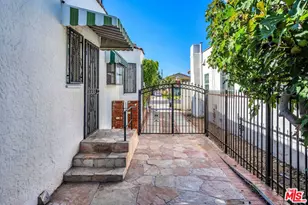 1922 W 80th St, Los Angeles, CA 90047 - Photo 29