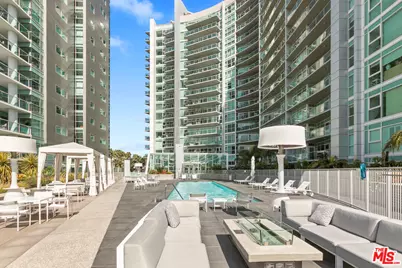 13600 Marina Pointe Dr #812, Marina del Rey, CA 90292 - Photo 23