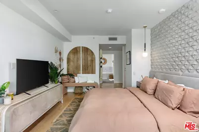 13600 Marina Pointe Dr #812, Marina del Rey, CA 90292 - Photo 11