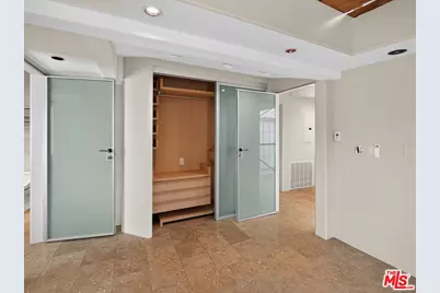 4015 Ocean Dr, Oxnard, CA 93035 - Photo 37