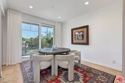 430 N Oakhurst Dr #202, Beverly Hills, CA 90210 - Photo 9