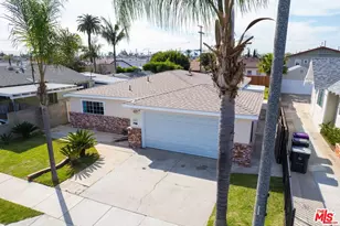 2321 Myrtle Ave, Long Beach, CA 90806 - Photo 3