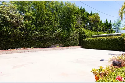 941 Chehalem Rd, La Canada Flintridge, CA 91011 - Photo 17