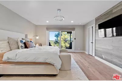 4920 Llano Dr, Woodland Hills, CA 91364 - Photo 13